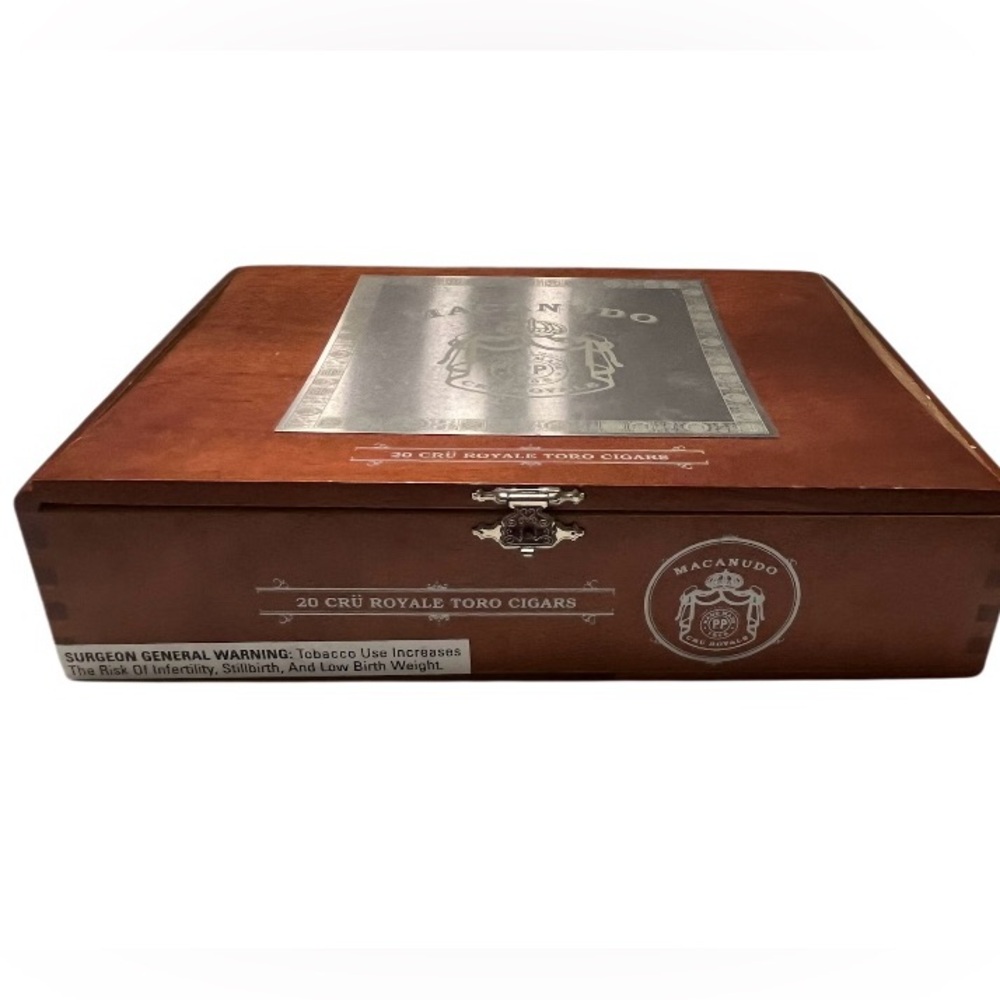 Macanudo Wooden Cigar Box. Pre owned